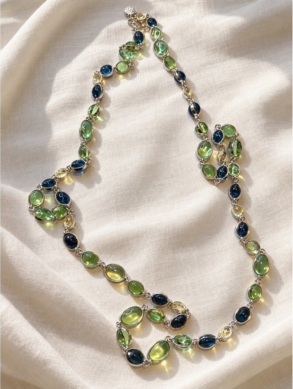 💚💙 Jones New York JNY Long Green & Blue Necklace 42”